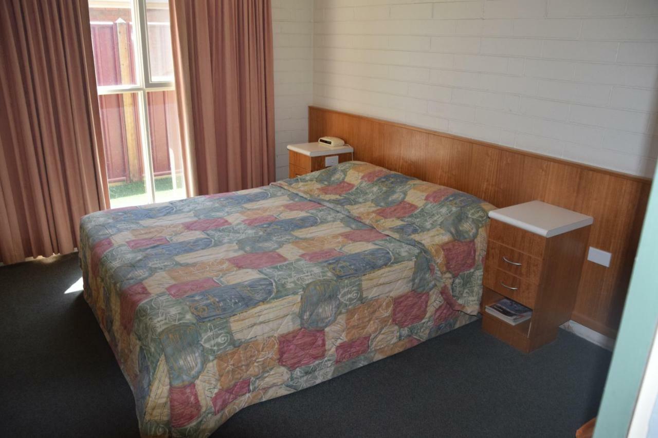 Big River Motel Ечука Екстер'єр фото